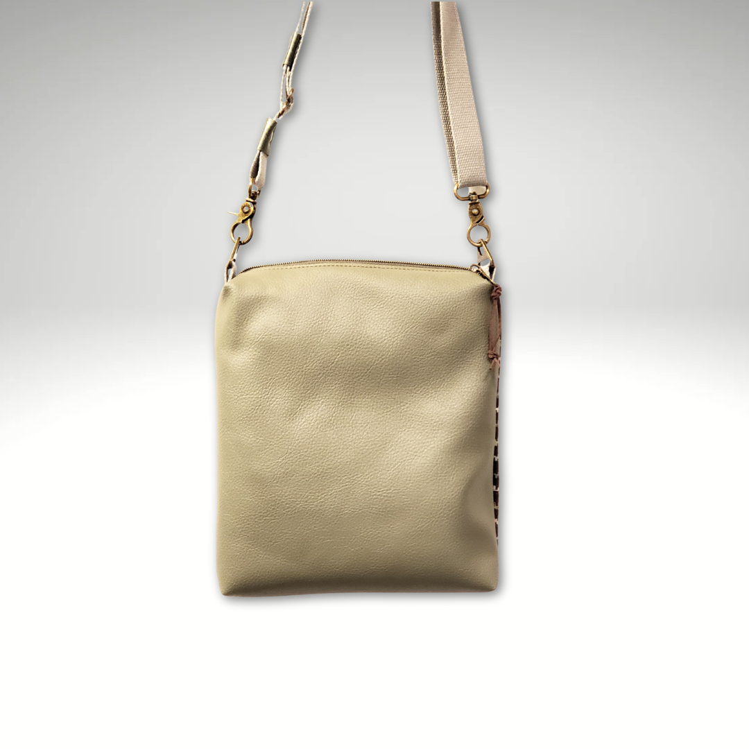 Easy Crossbody Bag