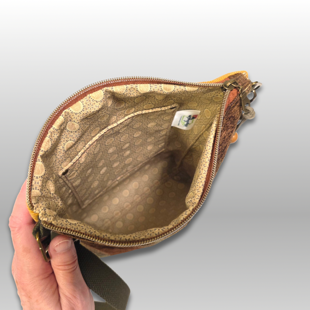 Easy Crossbody Bag