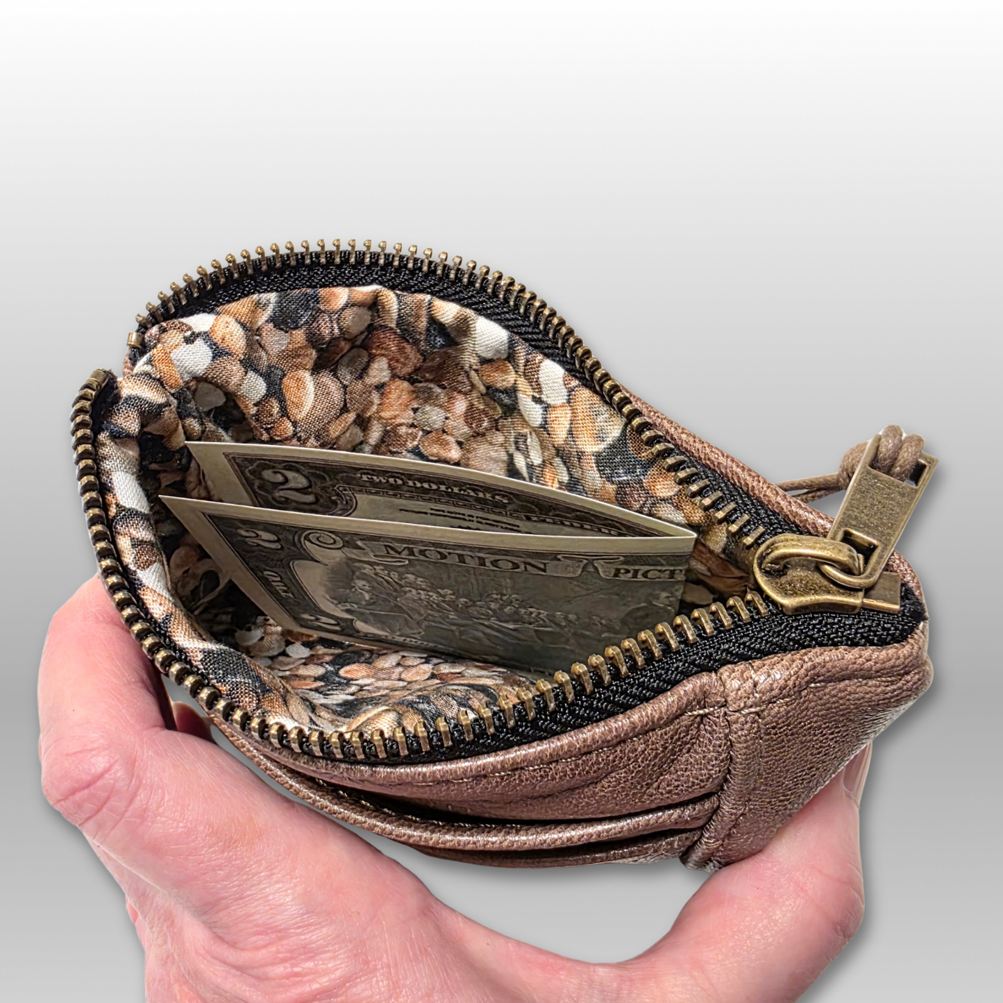 Leather Zip-up Card Holder