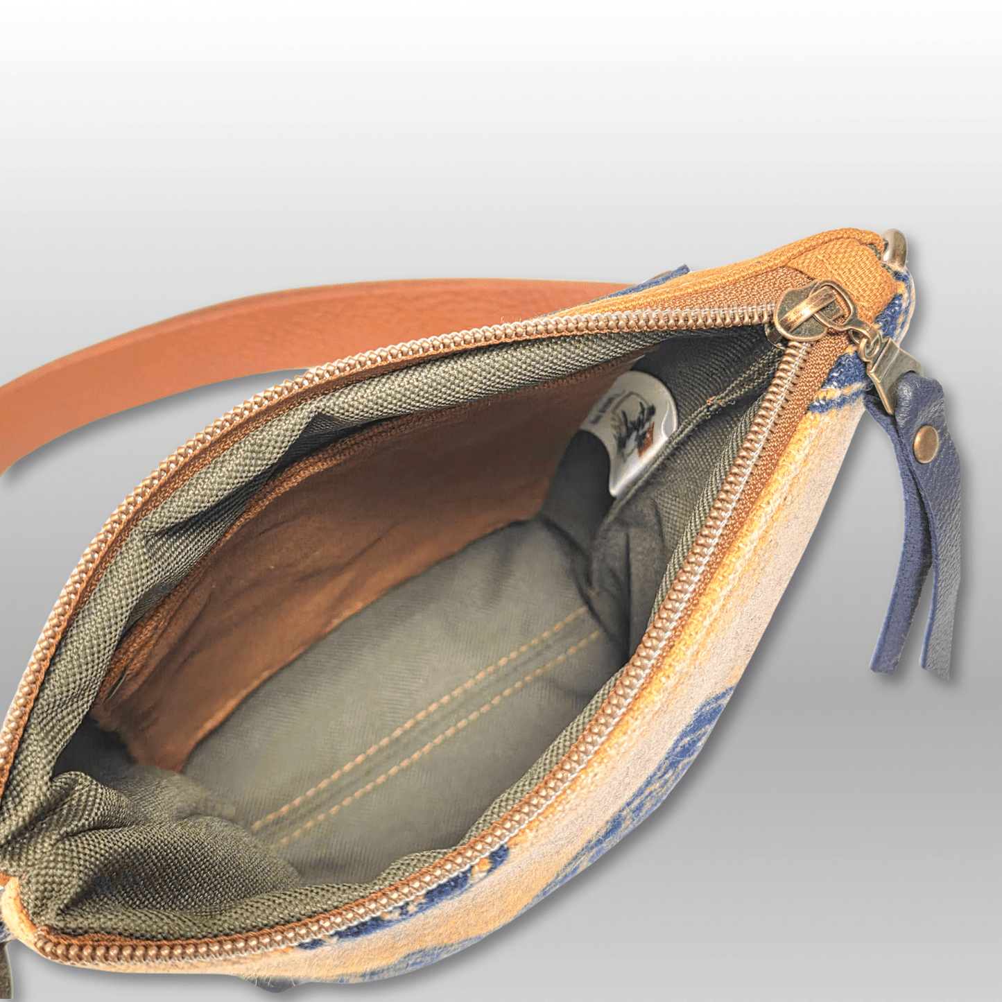 Around Town Crossbody - Crafty Juniper