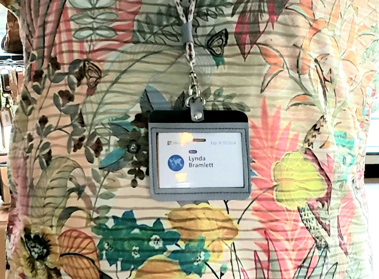 ID Badge Holder - Crafty Juniper