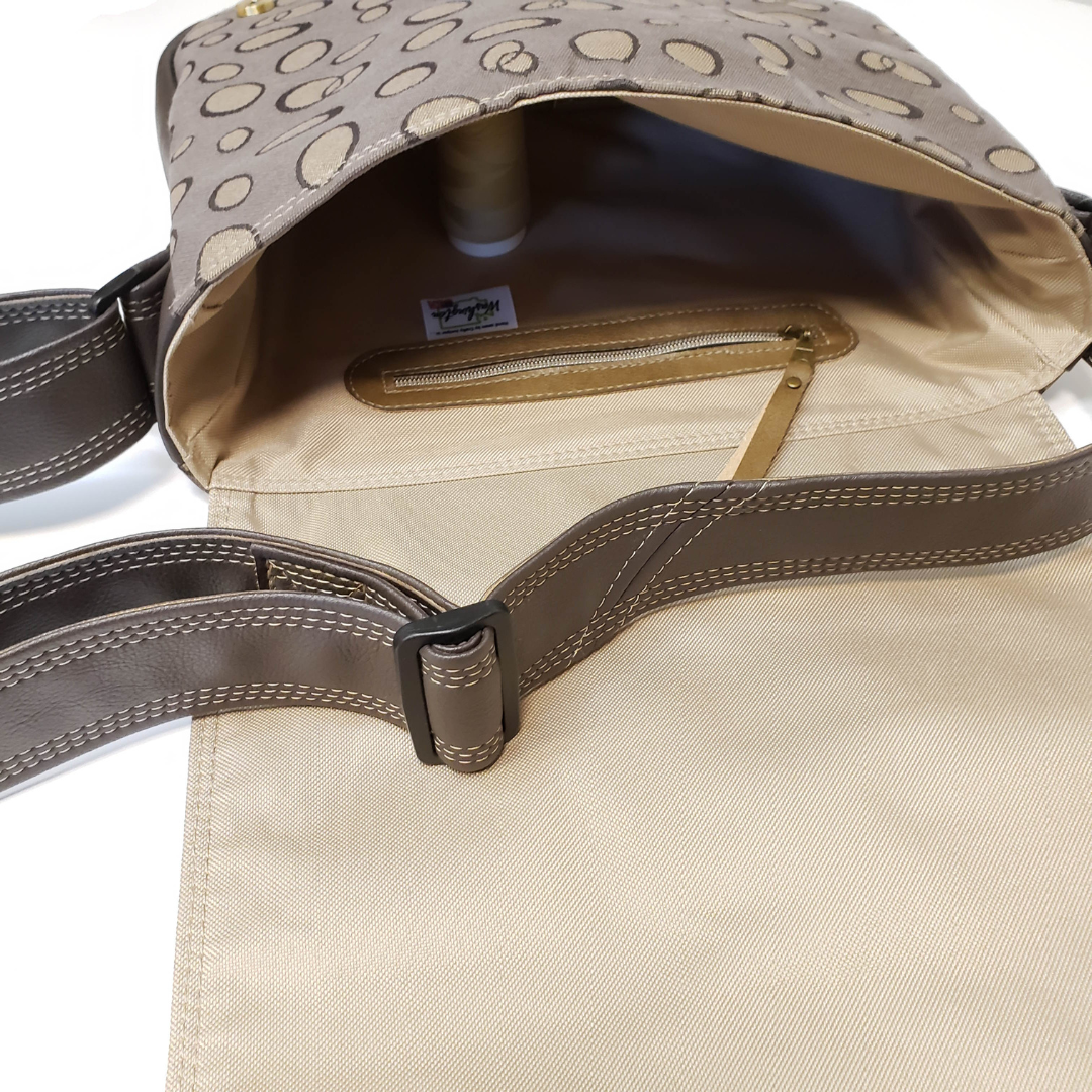 Eleanor's Messenger Bag