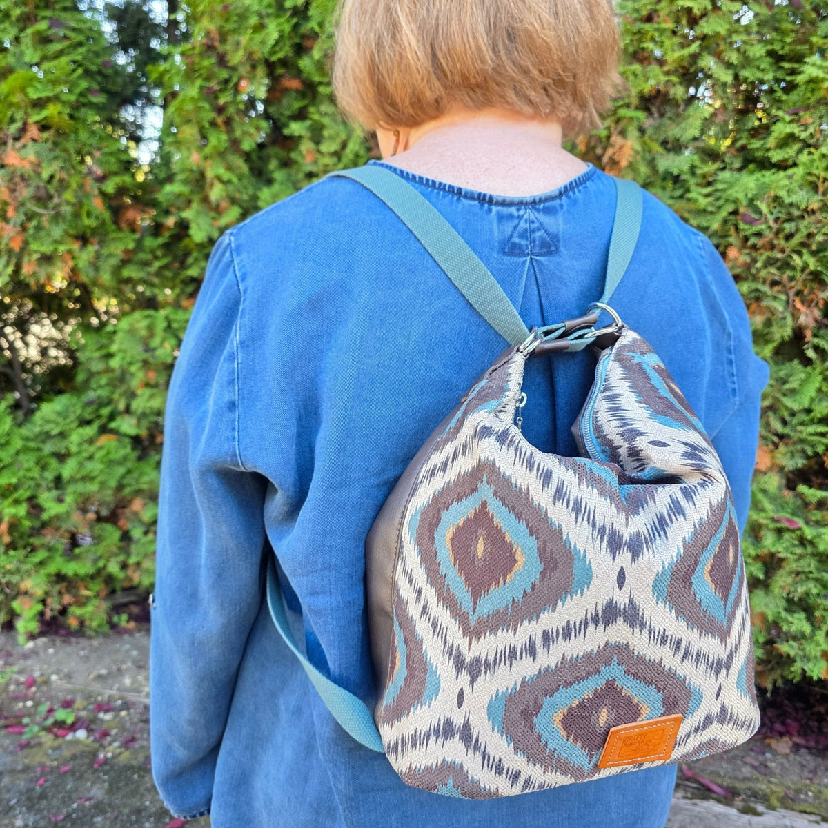 Krystal Convertible Bag - Crafty Juniper