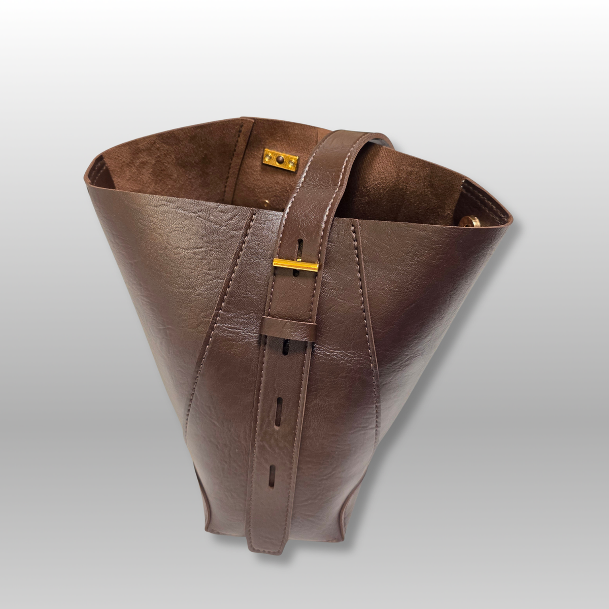 Lisa Bucket Bag