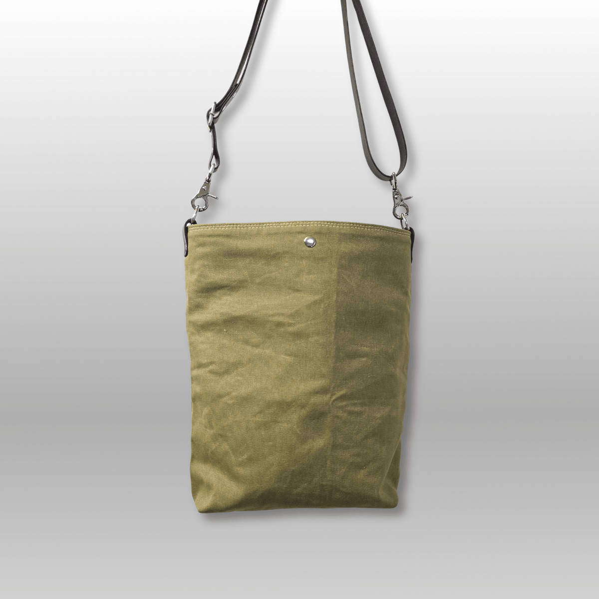 Hedgerow Book Bag in Waxed Canvas - Crafty Juniper