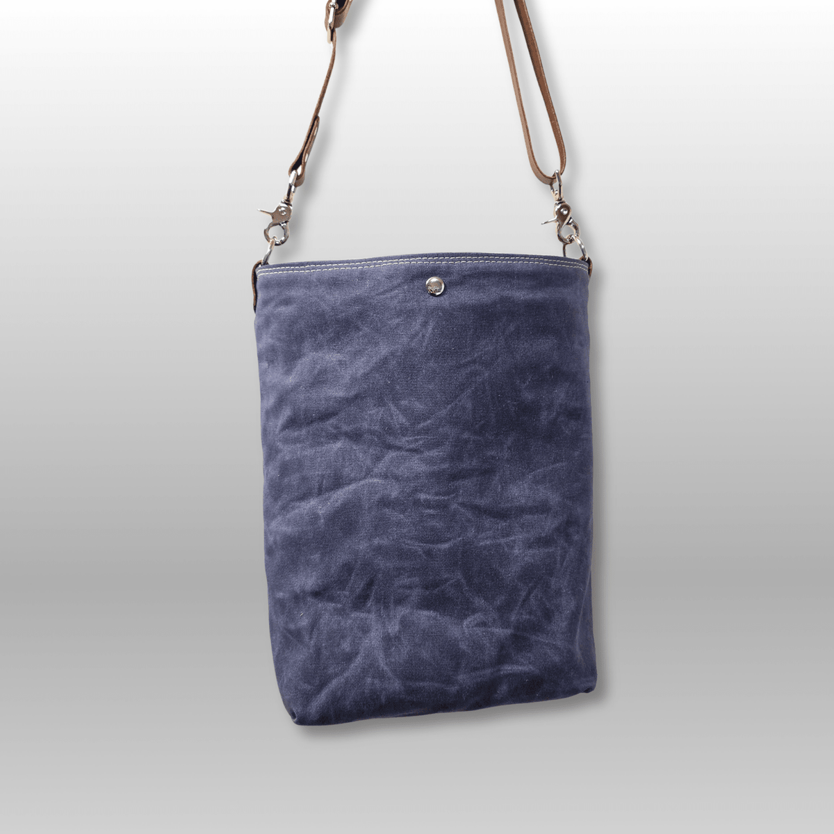 Hedgerow Book Bag in Waxed Canvas - Crafty Juniper