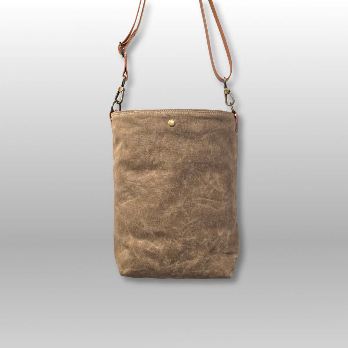 Hedgerow Book Bag in Waxed Canvas