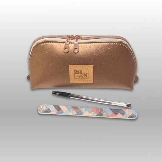 Logi Zipper Pouch