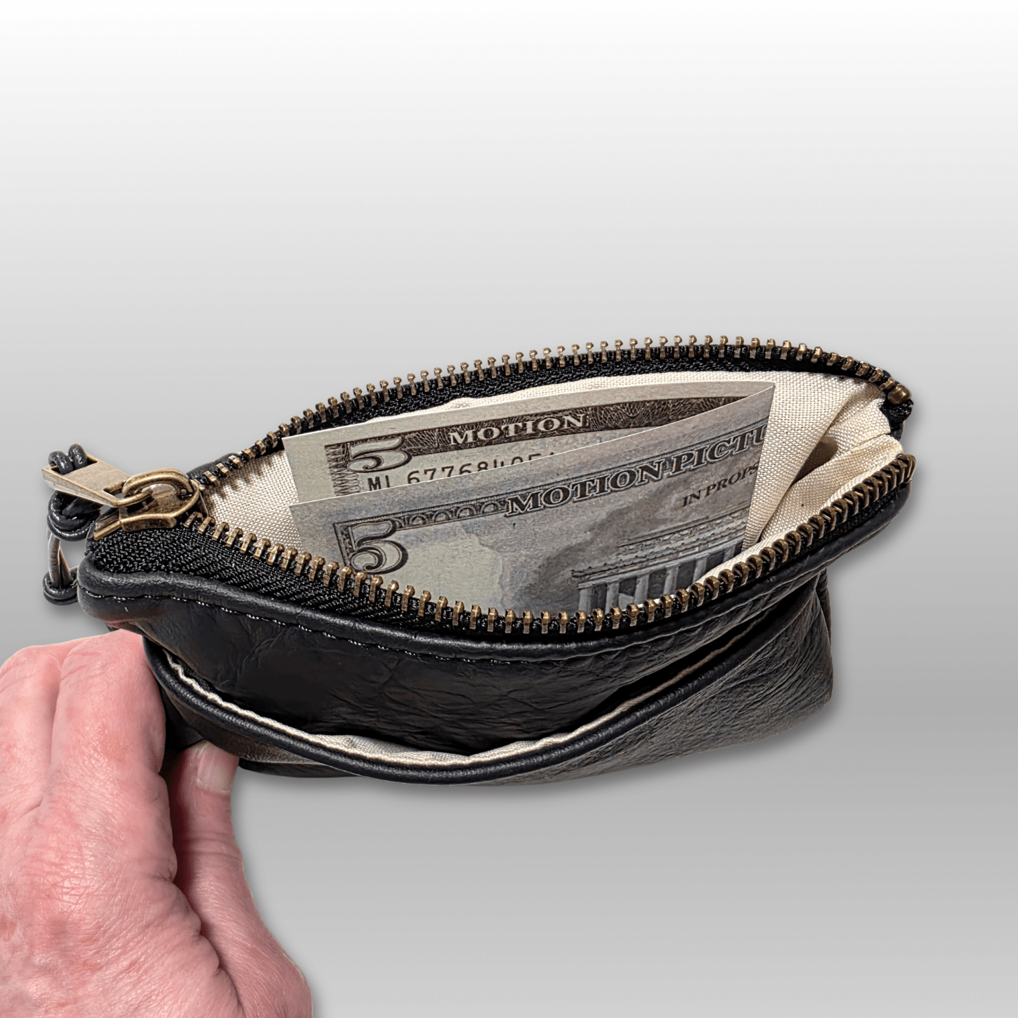 Leather Zip-up Card Holder - Crafty Juniper