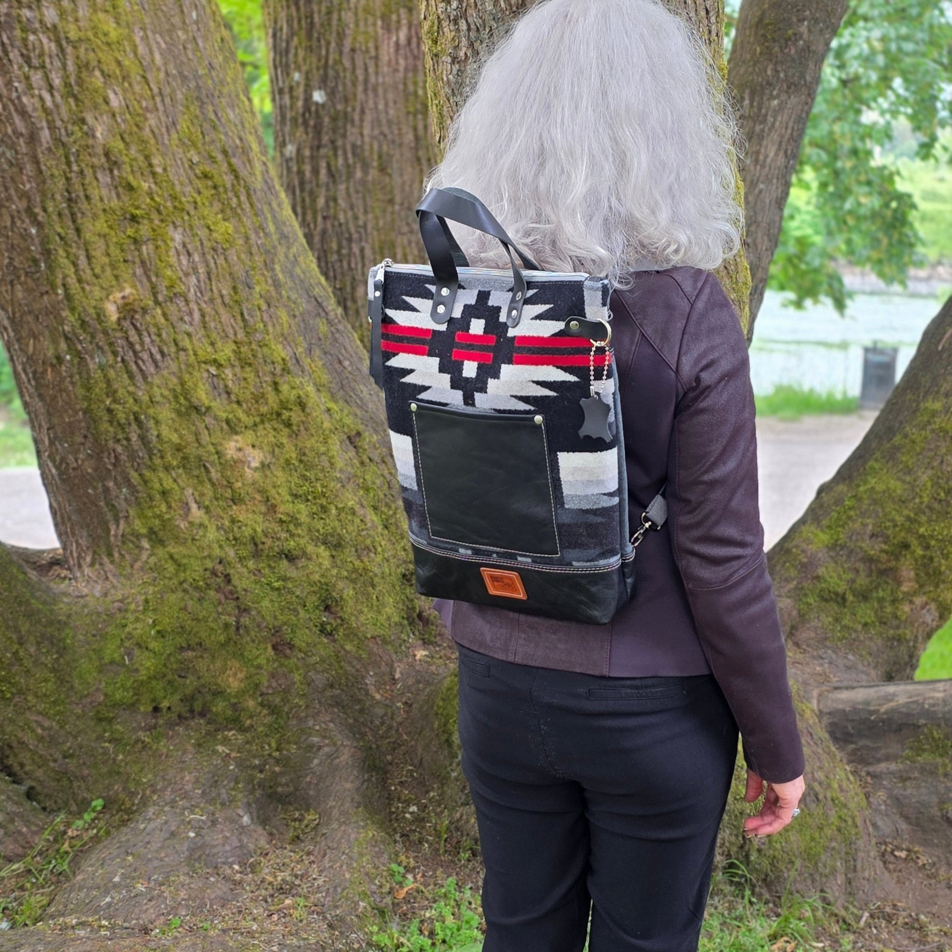 Amber Convertible Tote/Backpack - Crafty Juniper