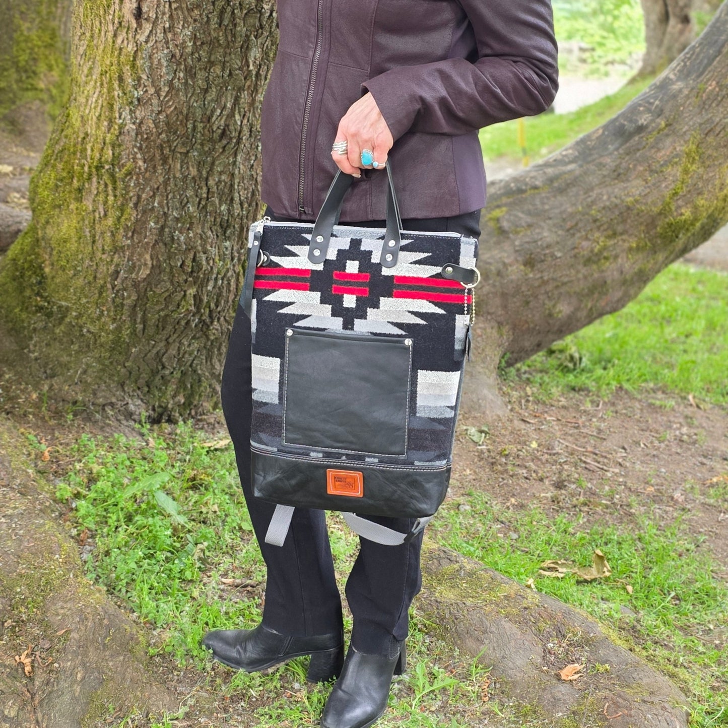 Amber Convertible Tote/Backpack - Crafty Juniper