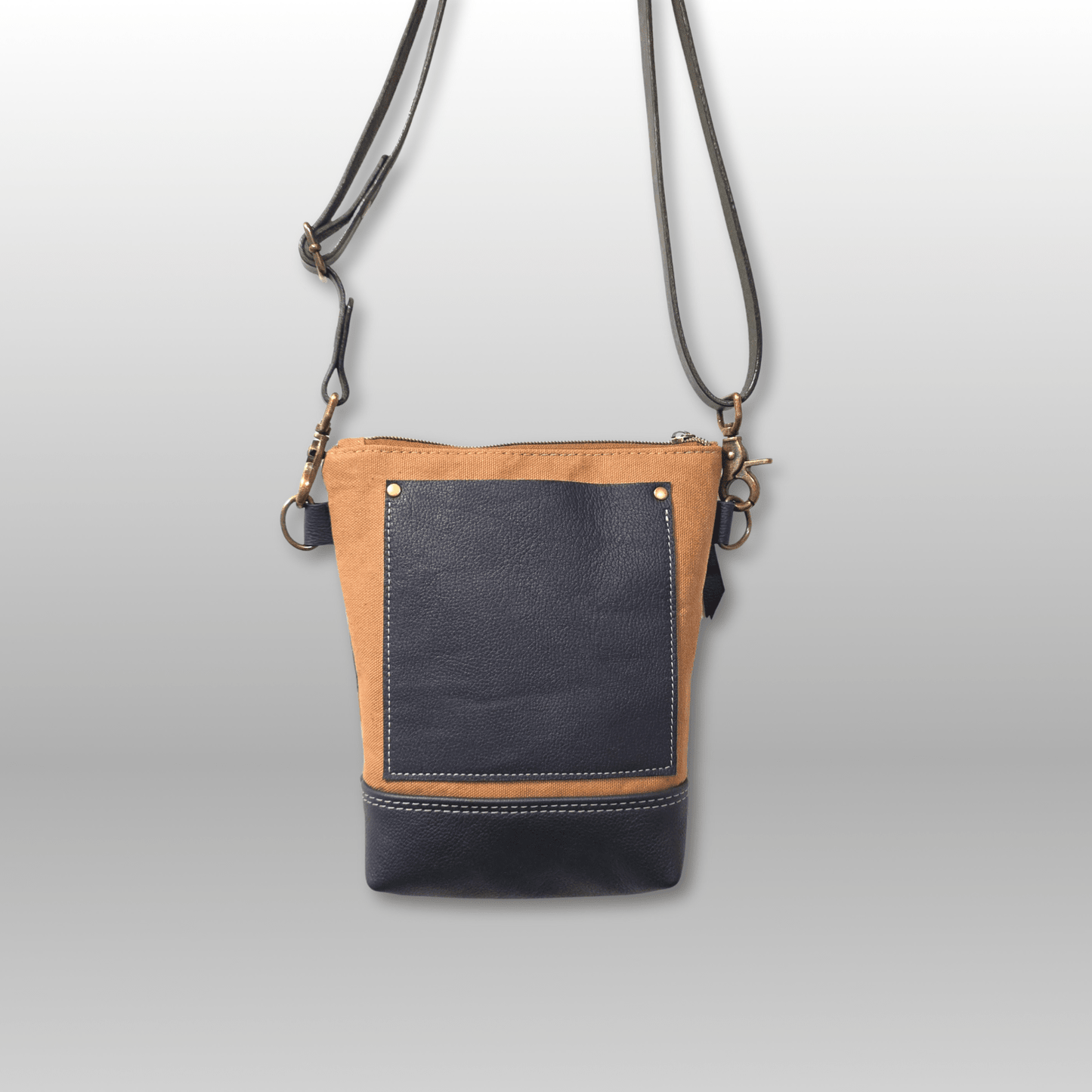 Around Town Crossbody - Crafty Juniper