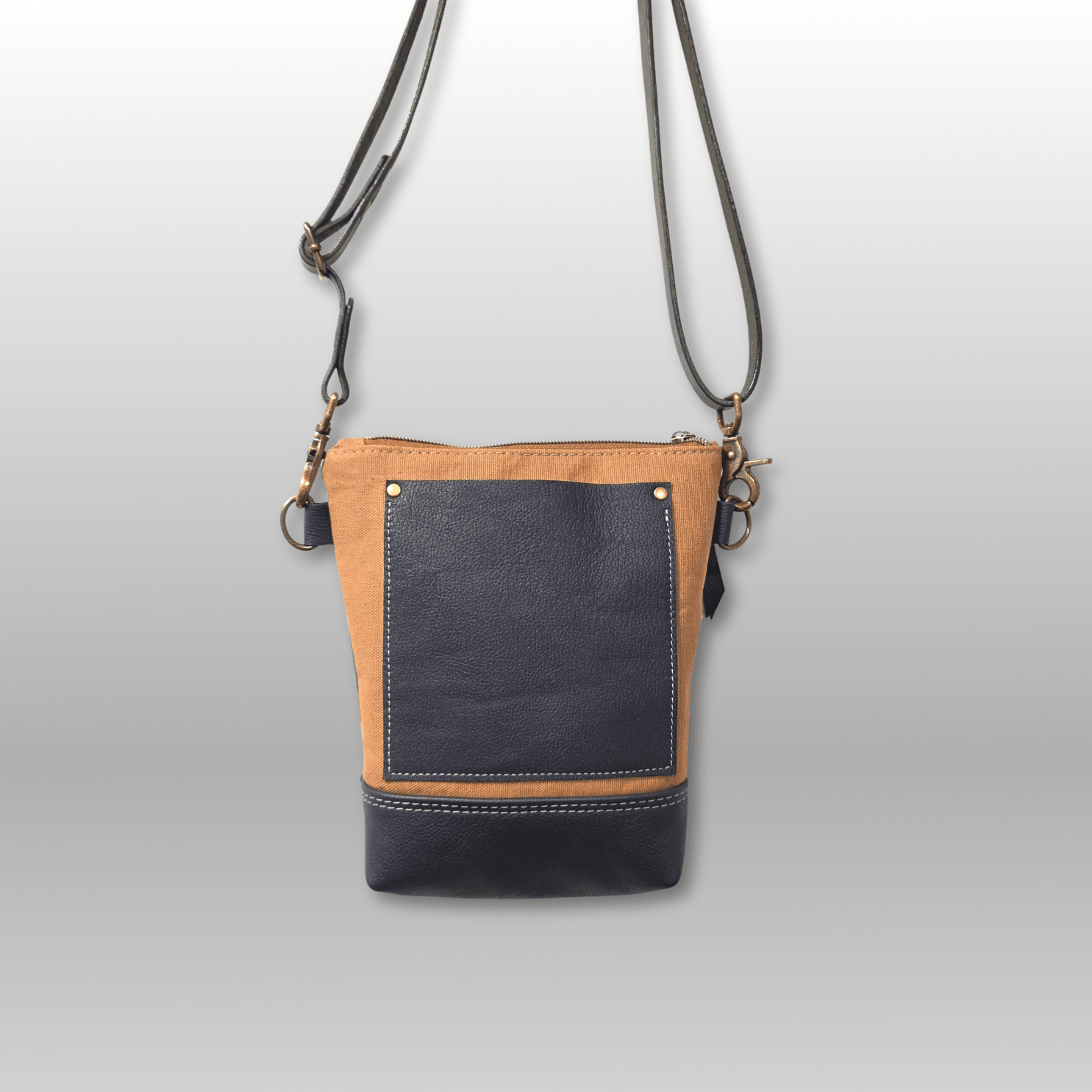 Around Town Crossbody - Crafty Juniper