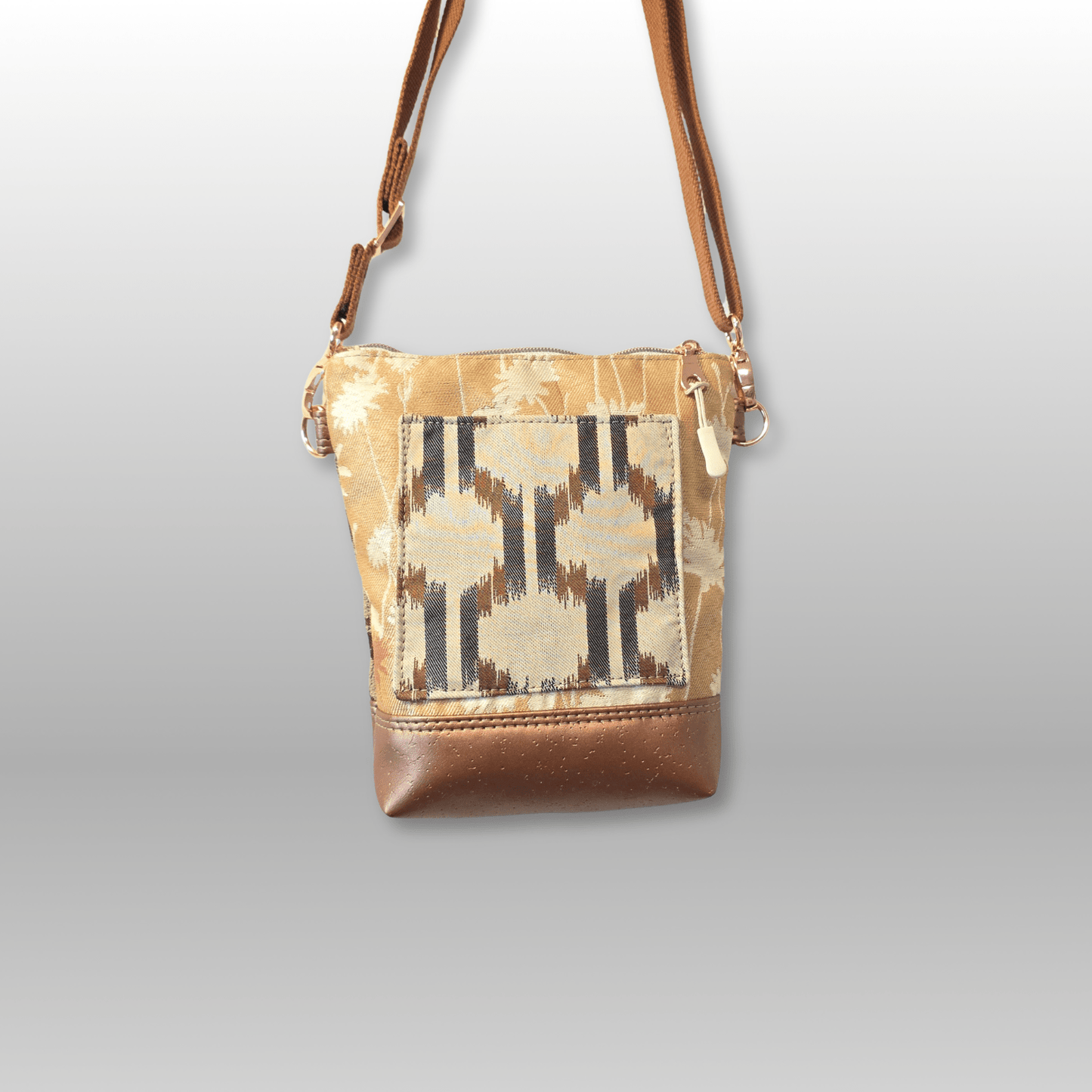 Around Town Crossbody - Crafty Juniper