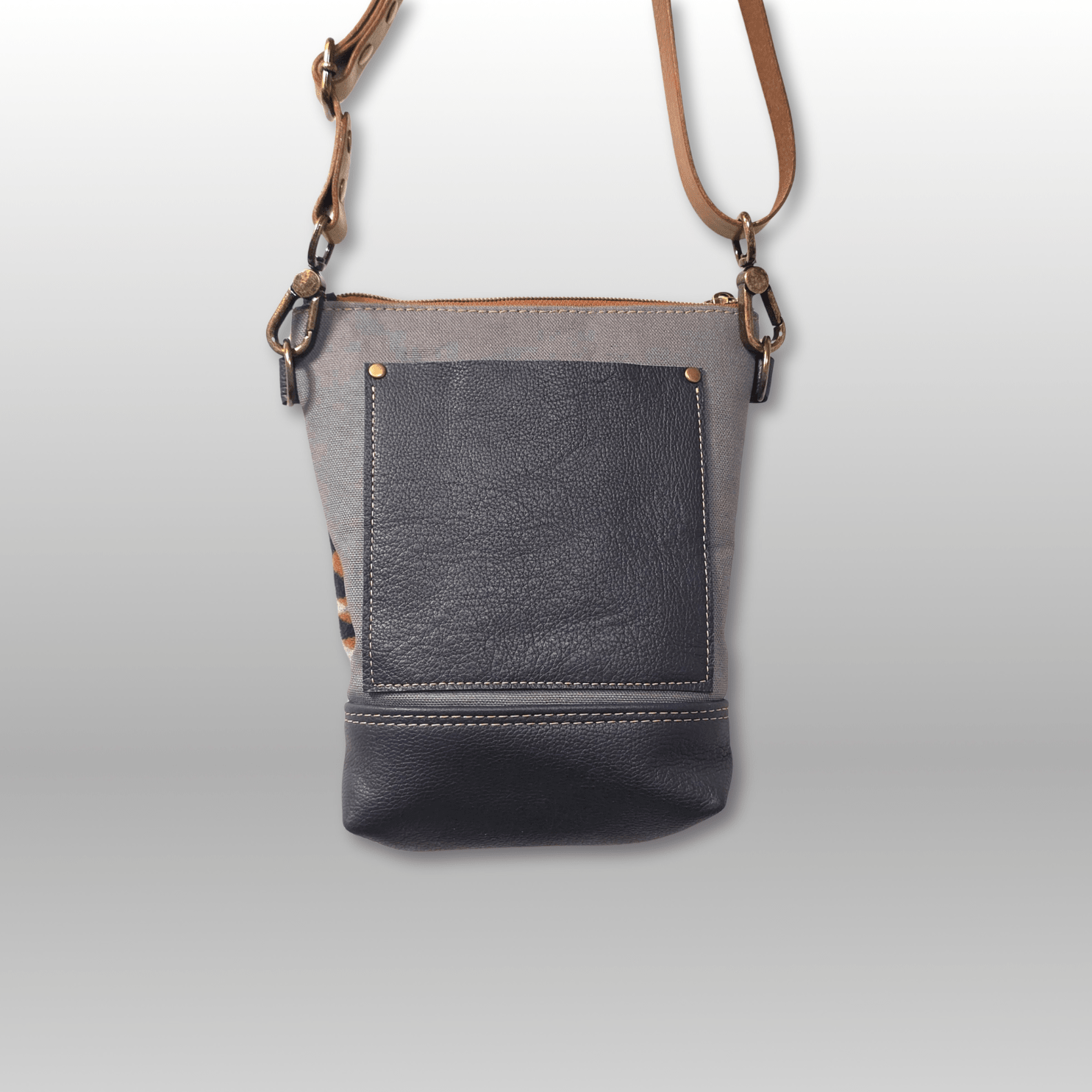 Around Town Crossbody - Crafty Juniper