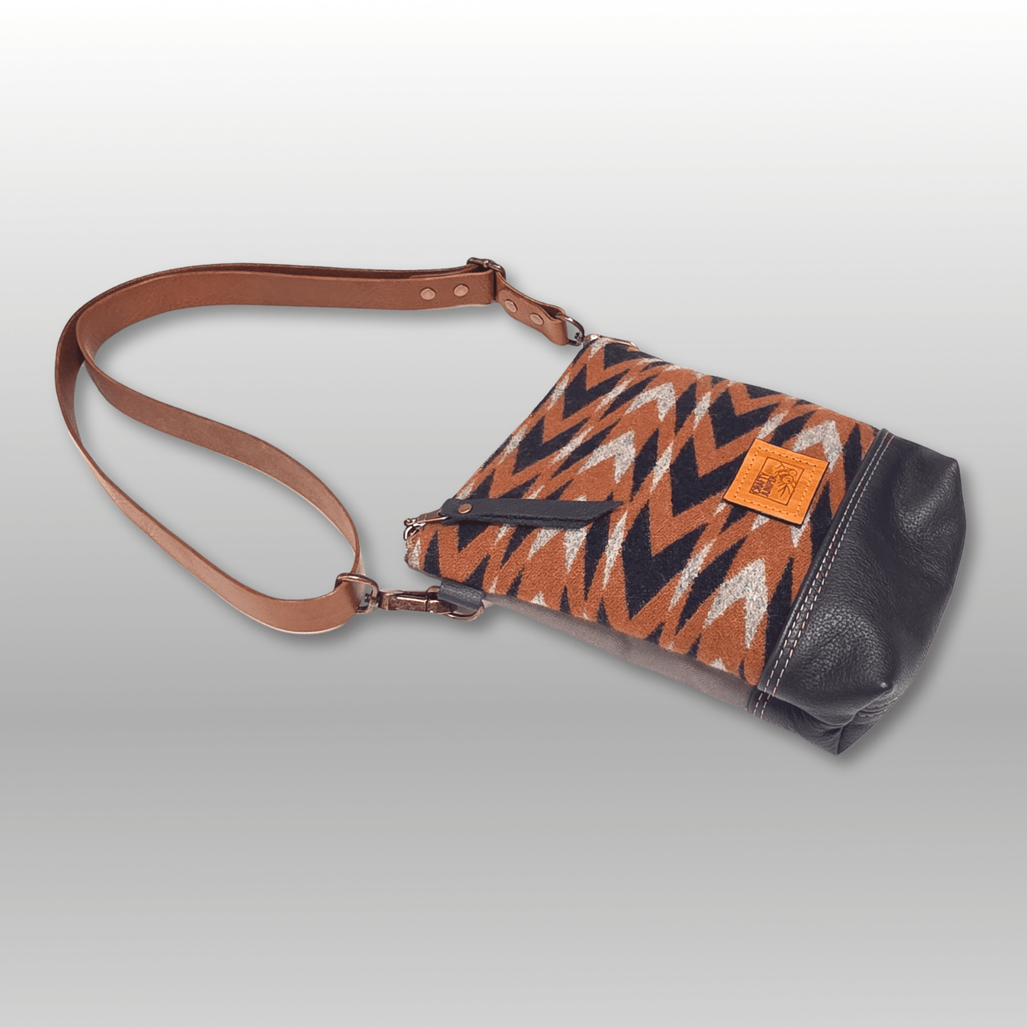 Around Town Crossbody - Crafty Juniper