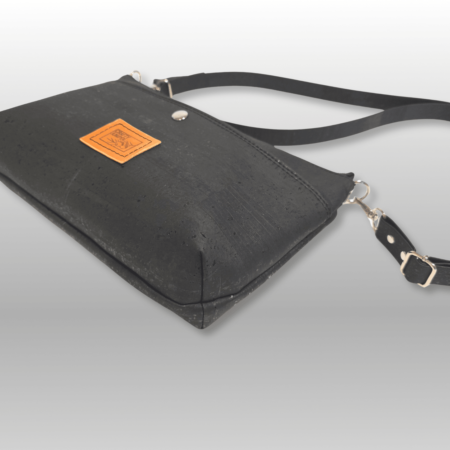 Callisto Cork Crossbody - Crafty Juniper