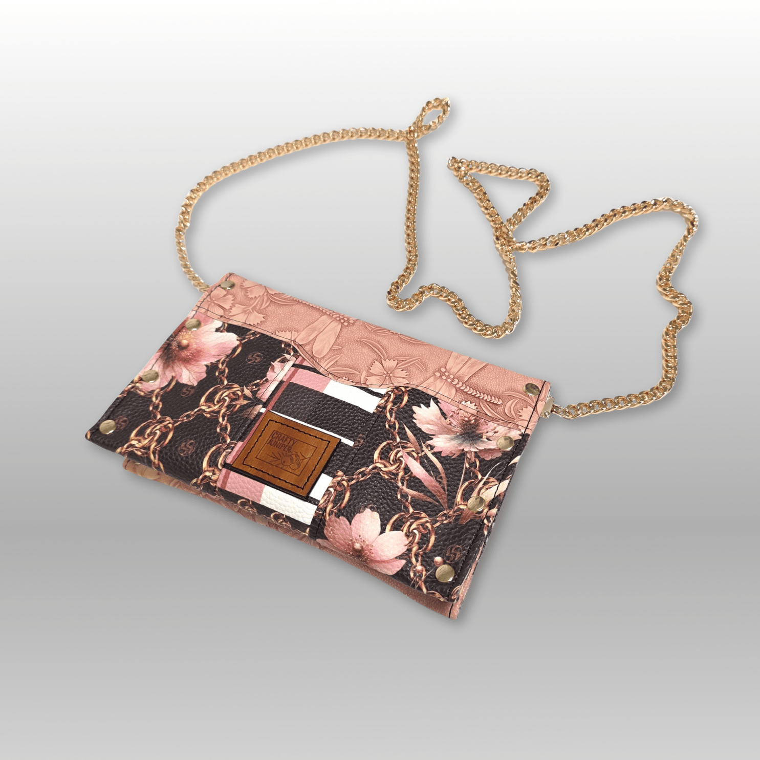 Candlewood Clutch - Crafty Juniper