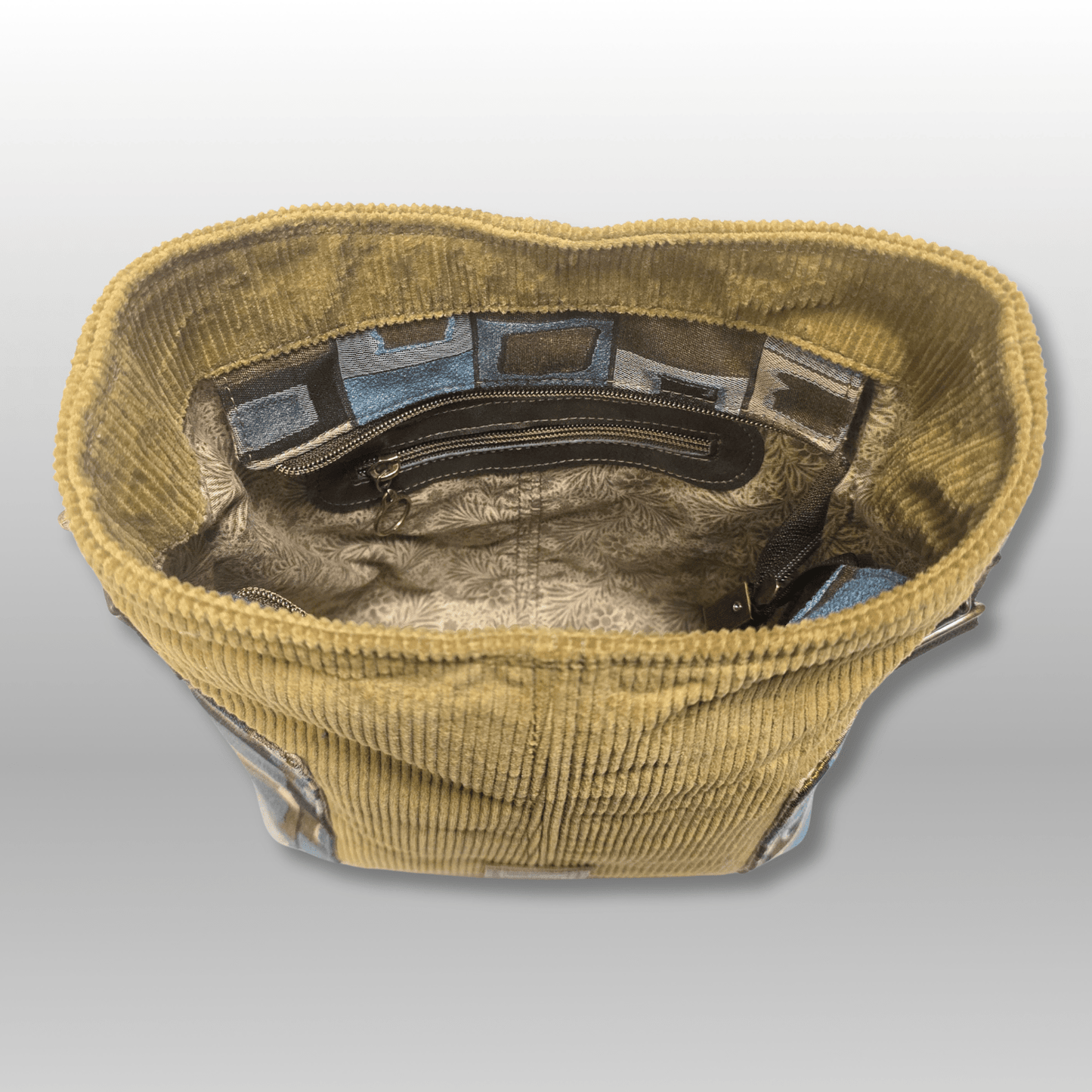 Compass Bag in Corduroy - Crafty Juniper