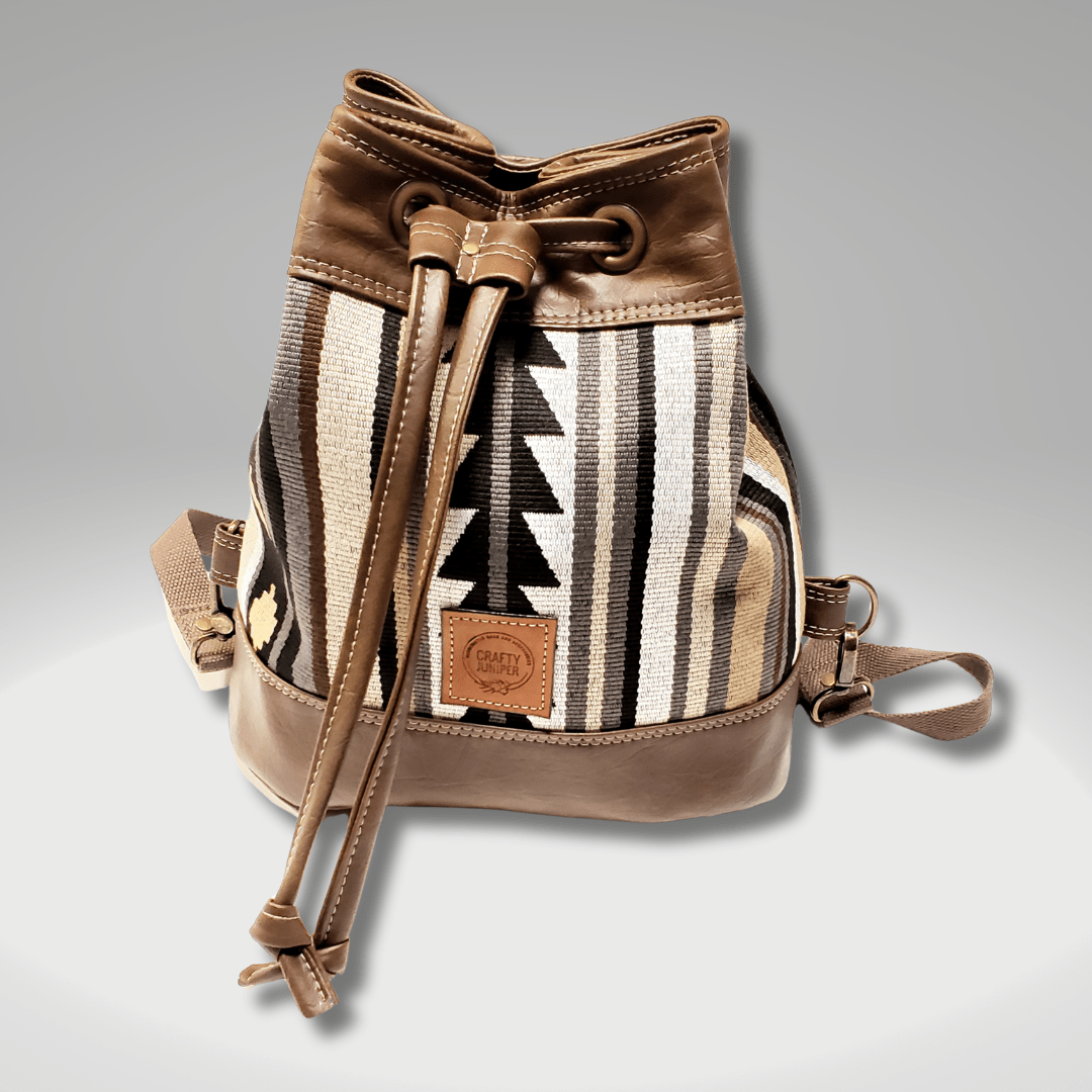 Convertible Drawstring Bucket bag - Crafty Juniper