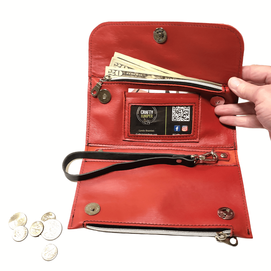 Essentials Leather Wallet - Crafty Juniper