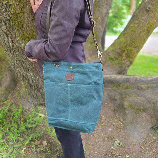 Hedgerow Book Bag in Waxed Canvas - Crafty Juniper