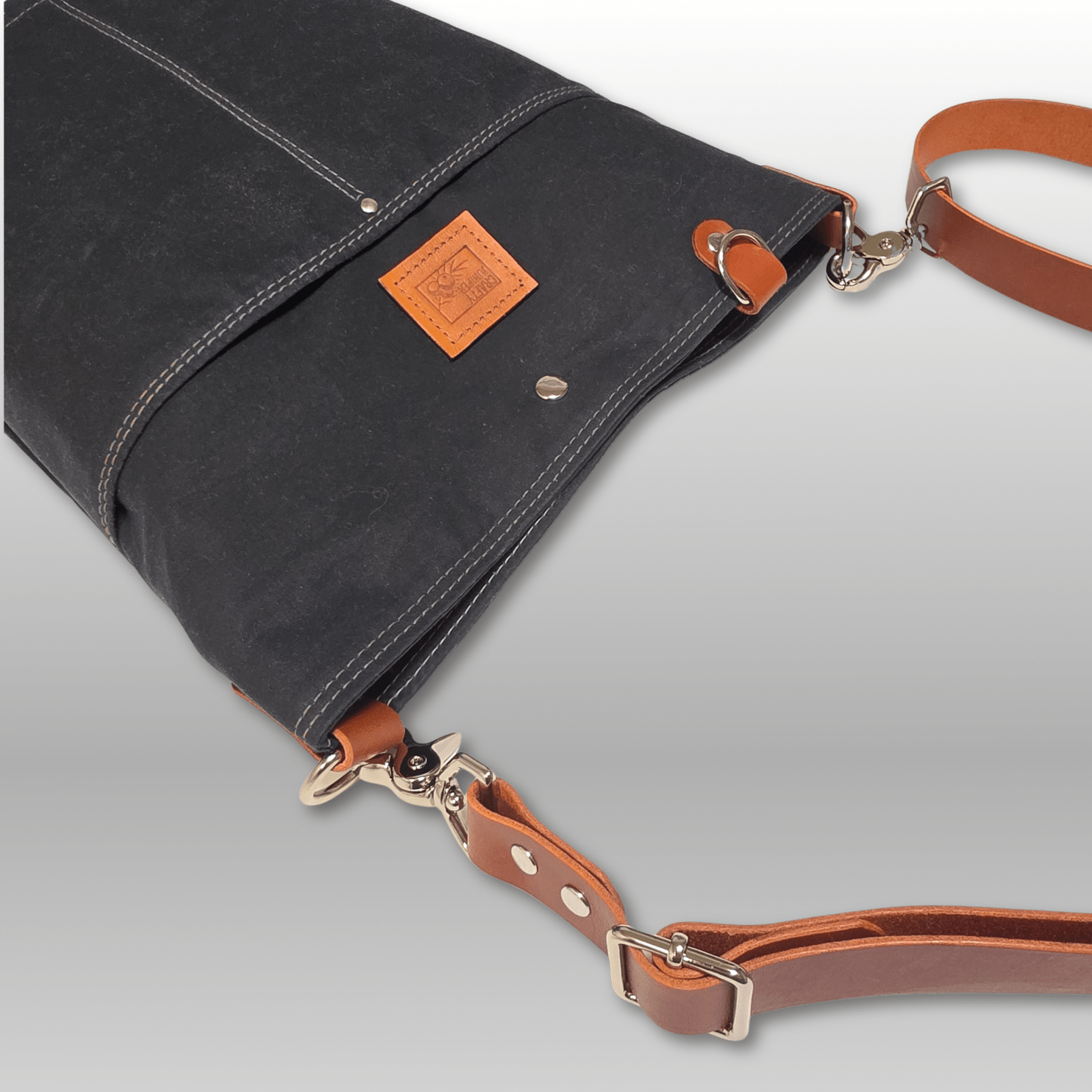 Hedgerow Book Bag in Waxed Linen - Crafty Juniper