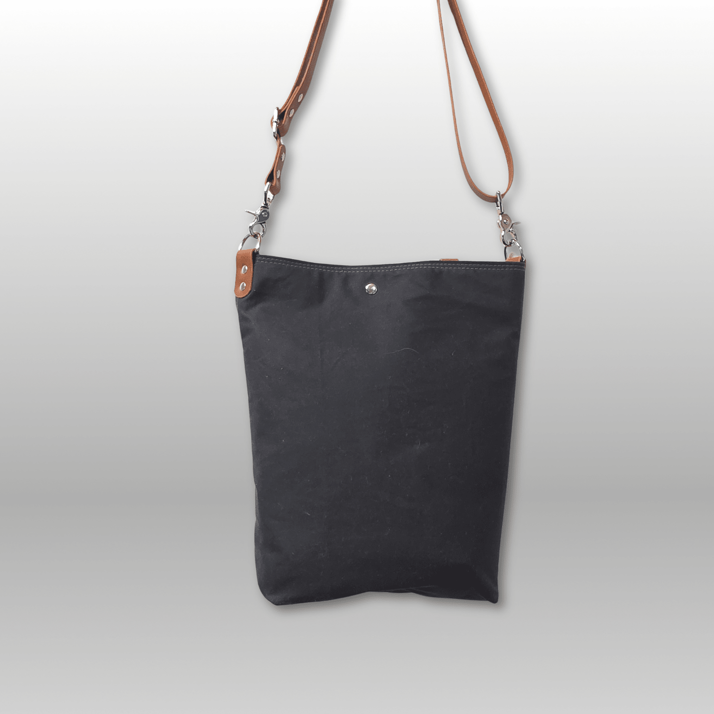 Hedgerow Book Bag in Waxed Linen - Crafty Juniper