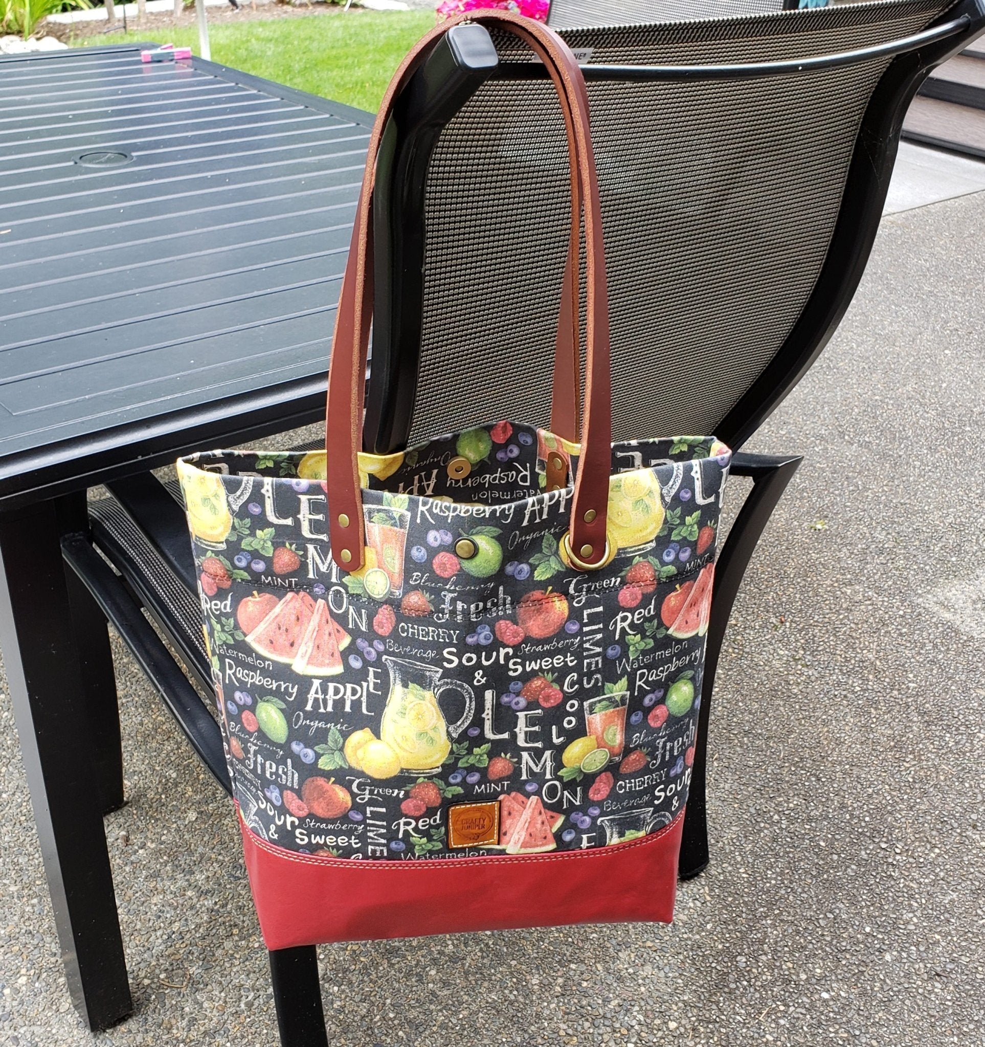 Large Market Tote - Crafty Juniper