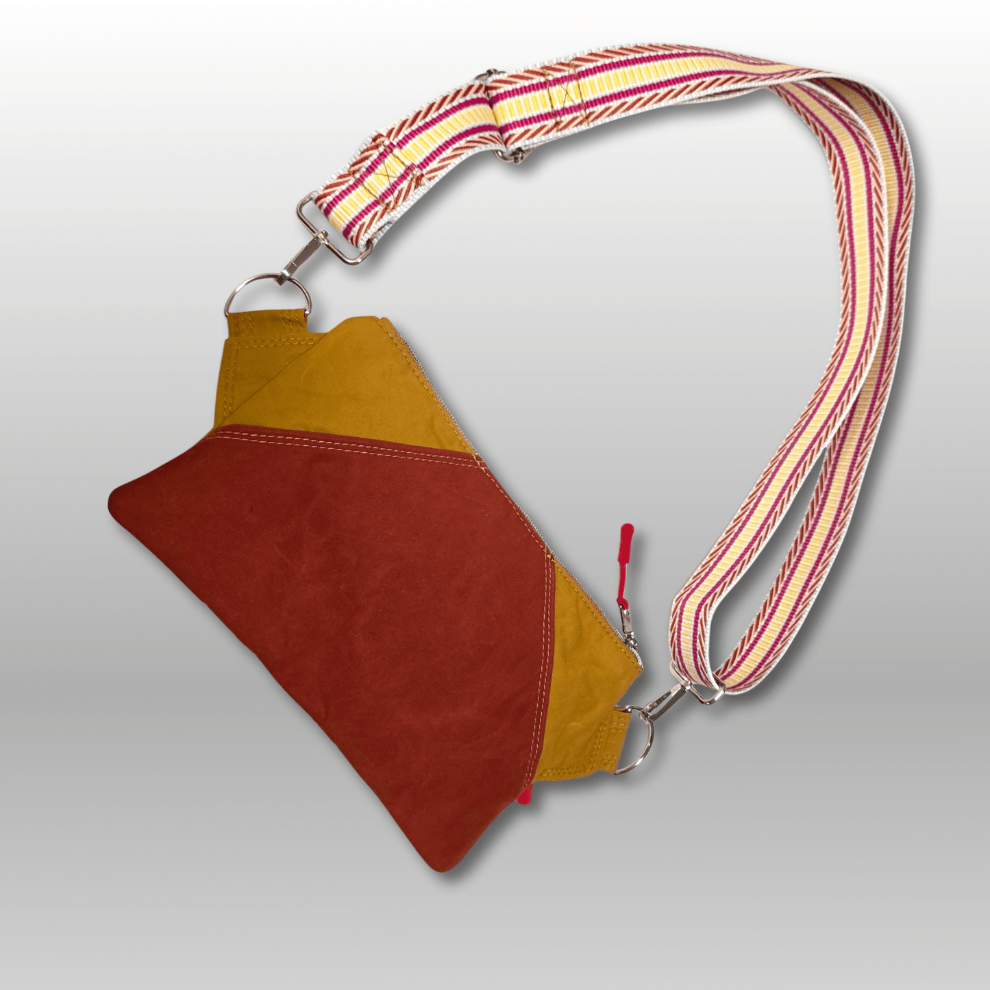 Nooga Convertible Hip Bag - Crafty Juniper
