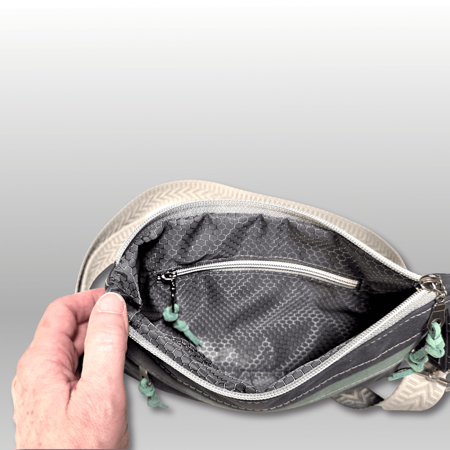 Nooga Convertible Hip Bag - Crafty Juniper
