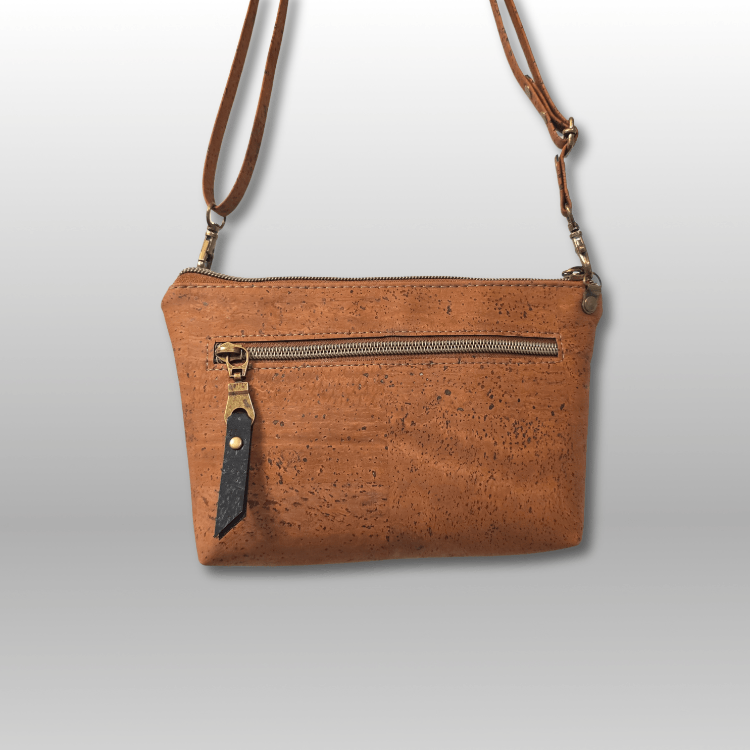 Paradigm Crossbody Bag - Crafty Juniper