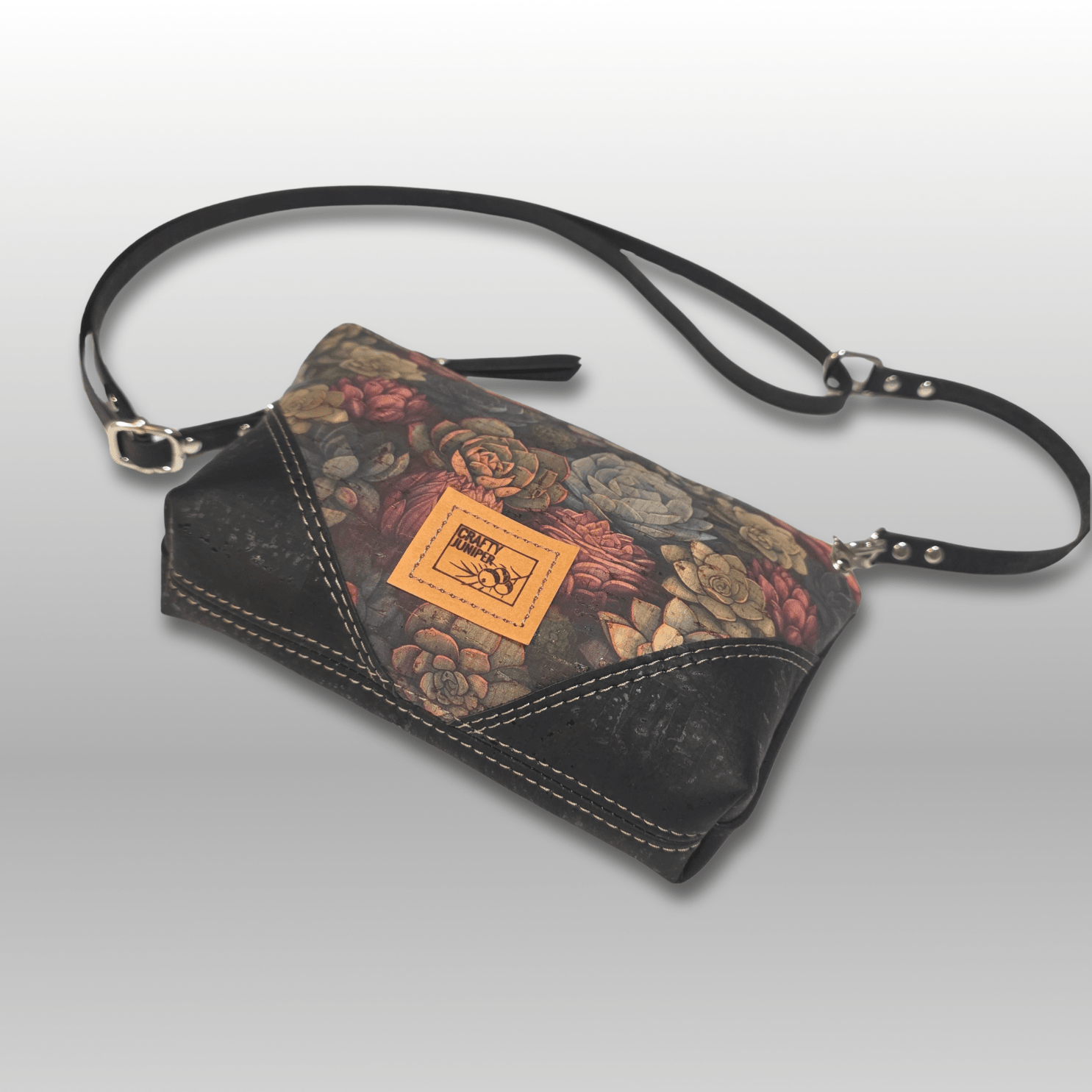 Paradigm Crossbody Bag - Crafty Juniper