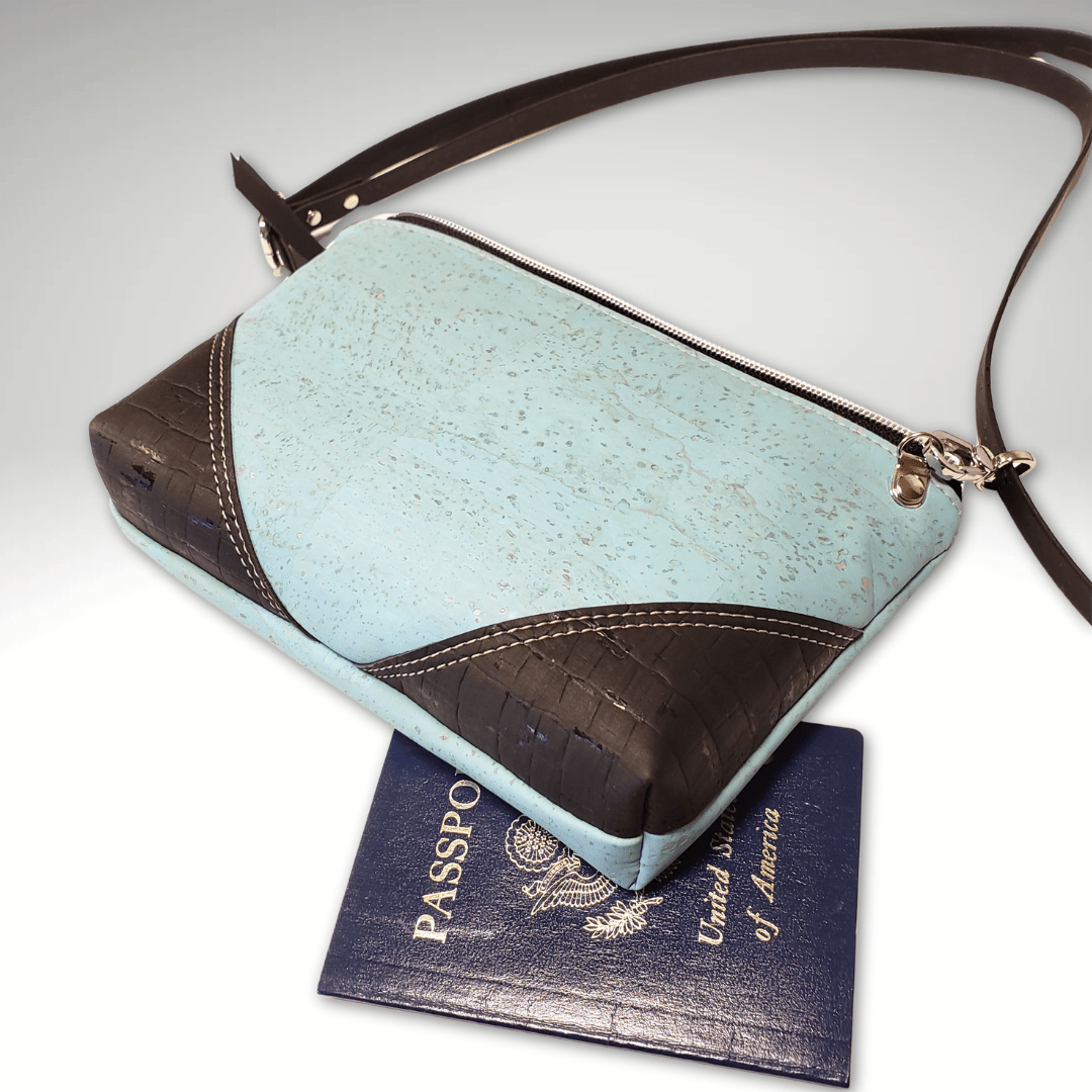 Paradigm Crossbody Bag - Crafty Juniper