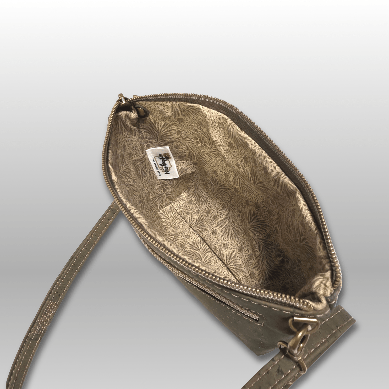 Paradigm Crossbody Bag - Crafty Juniper