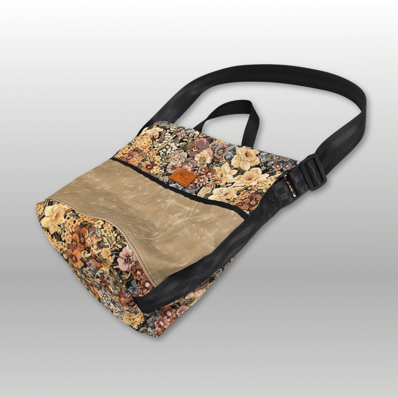 Seattle Bag in Tapestry Fabric - Crafty Juniper