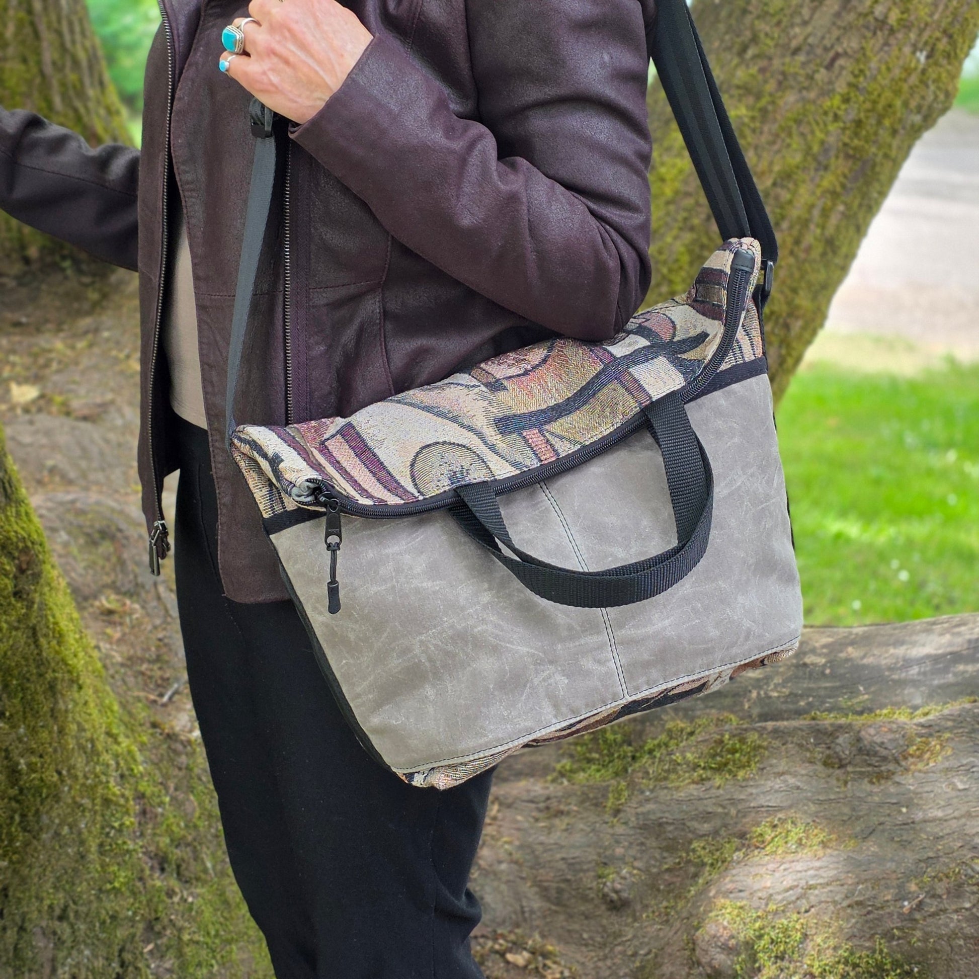 Seattle Bag in Tapestry Fabric - Crafty Juniper