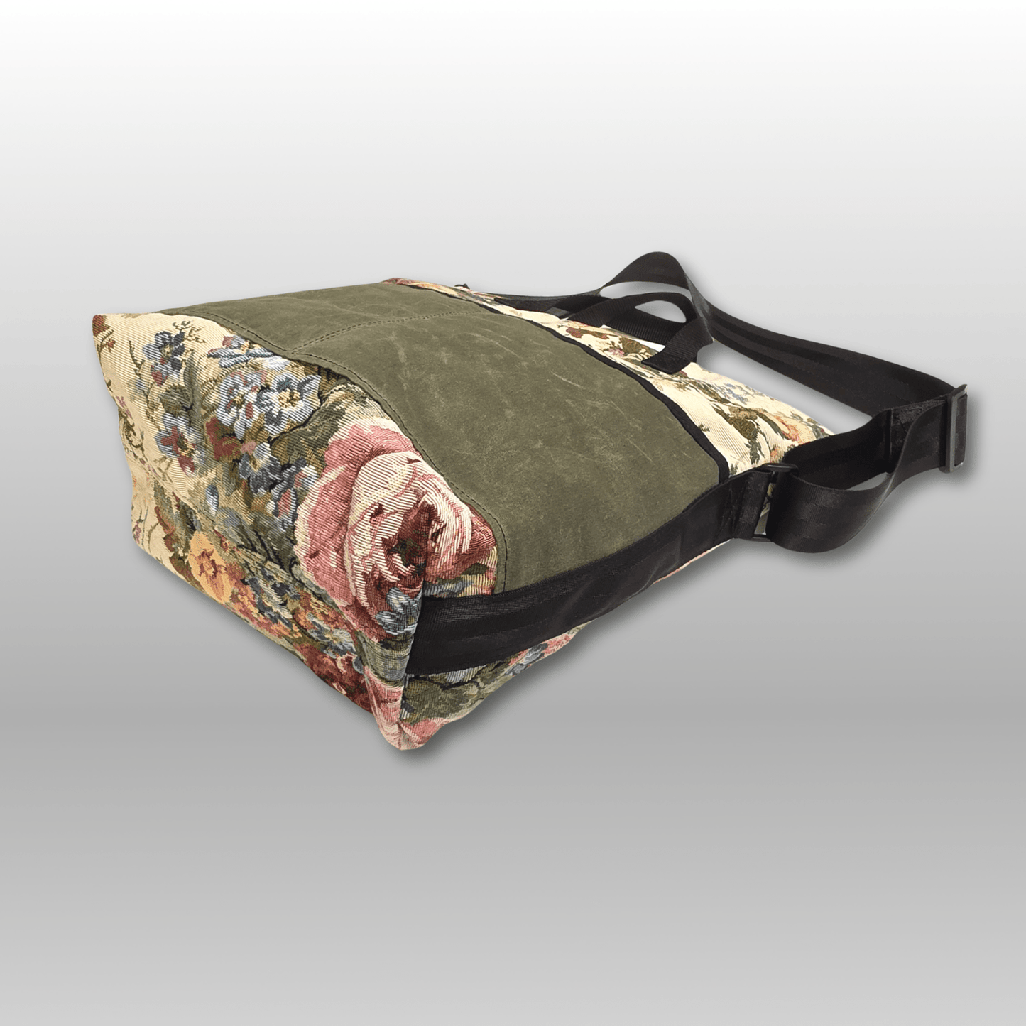 Seattle Bag in Tapestry Fabric - Crafty Juniper