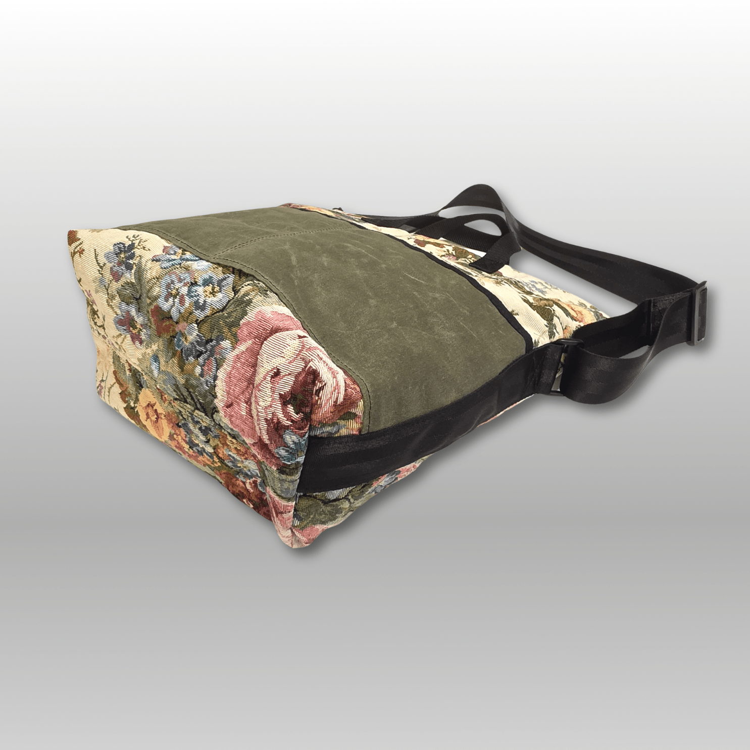 Seattle Bag in Tapestry Fabric - Crafty Juniper