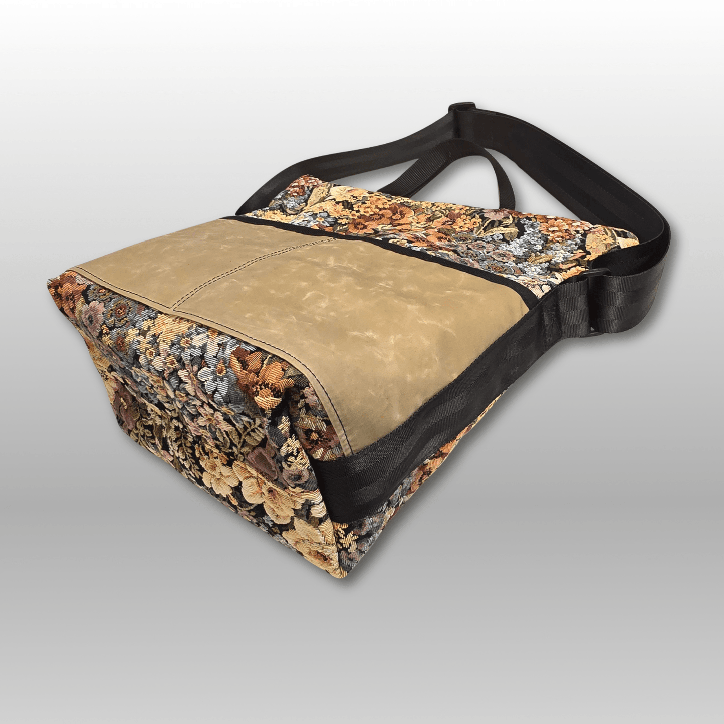 Seattle Bag in Tapestry Fabric - Crafty Juniper