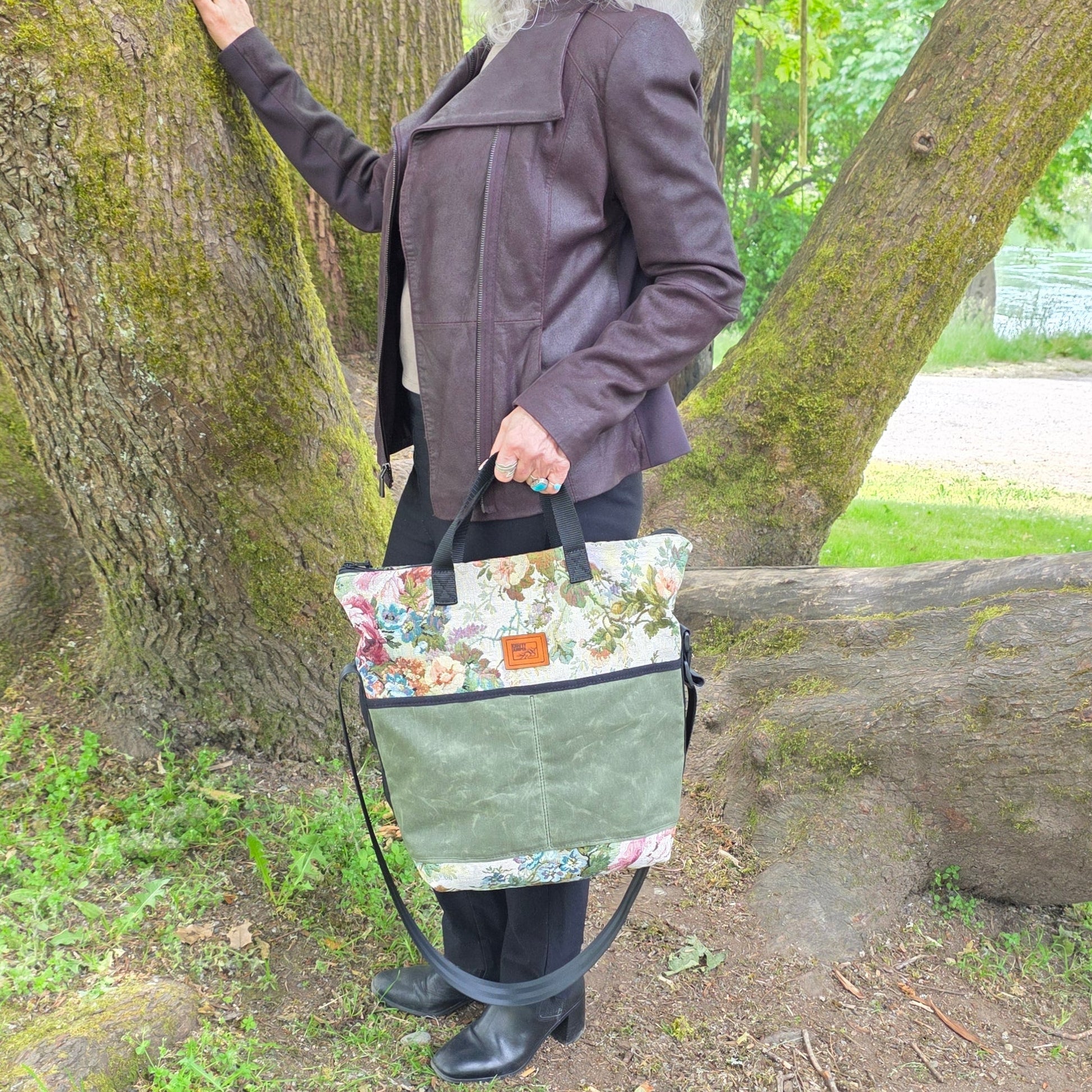 Seattle Bag in Tapestry Fabric - Crafty Juniper