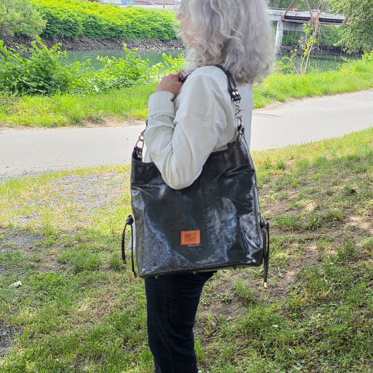 Simplistic Slouch Bag - Crafty Juniper