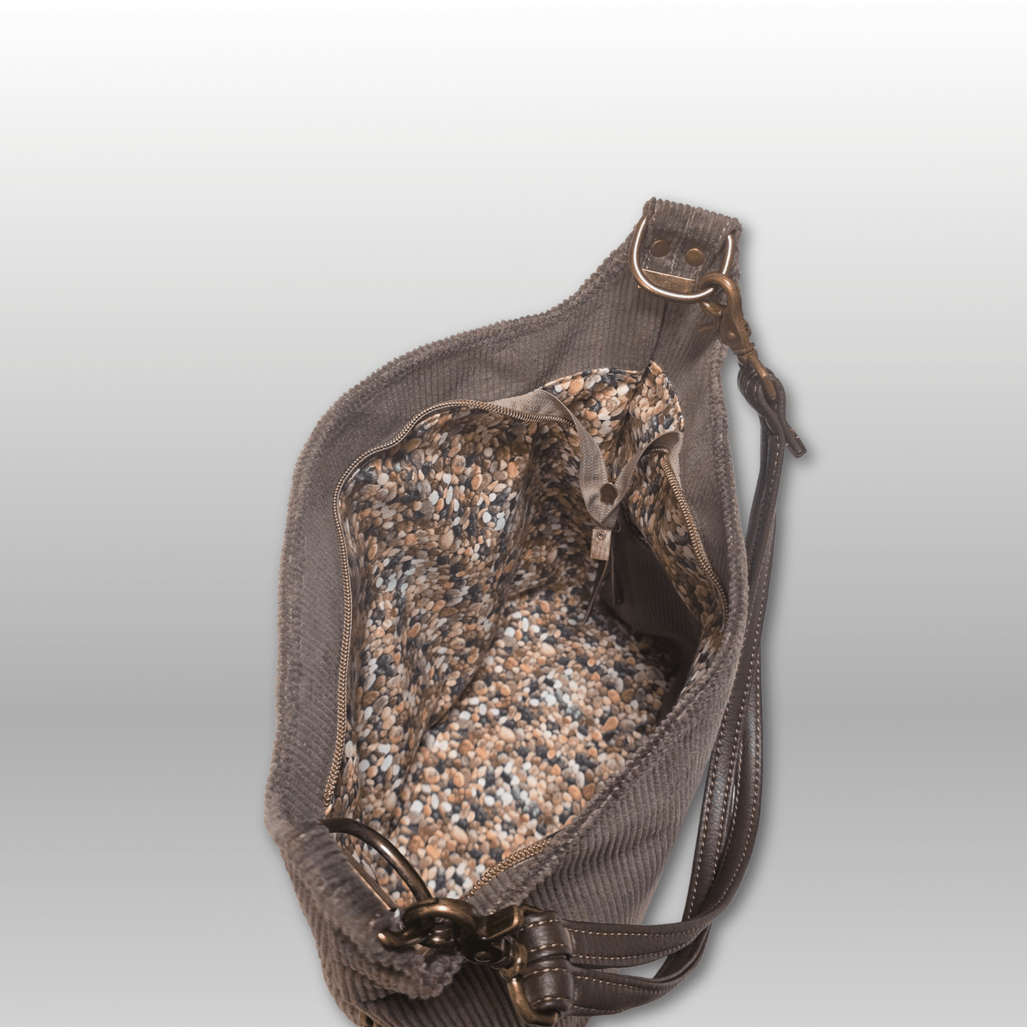 Simplistic Slouch Bag - Crafty Juniper