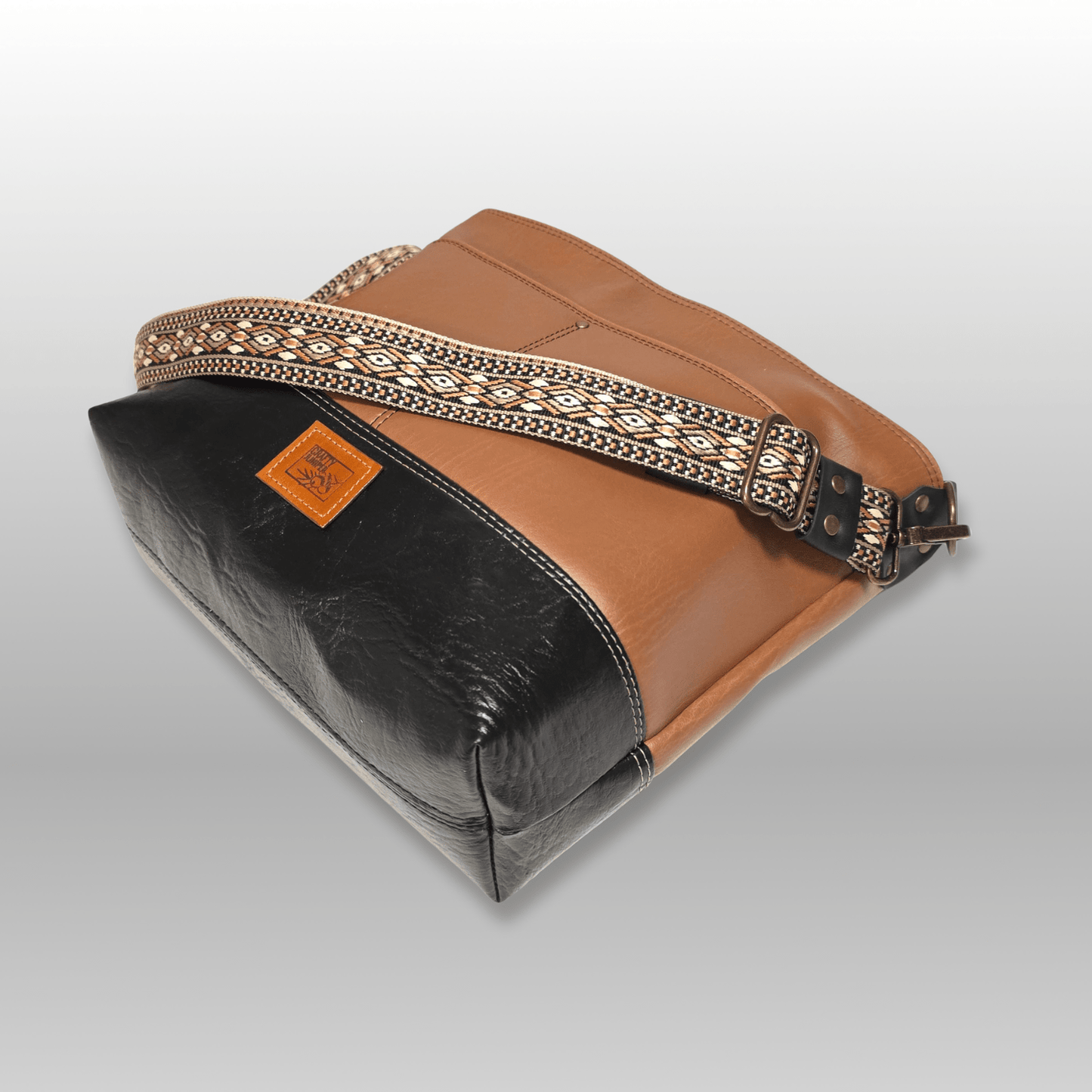 Vera Slouch Bag - Crafty Juniper