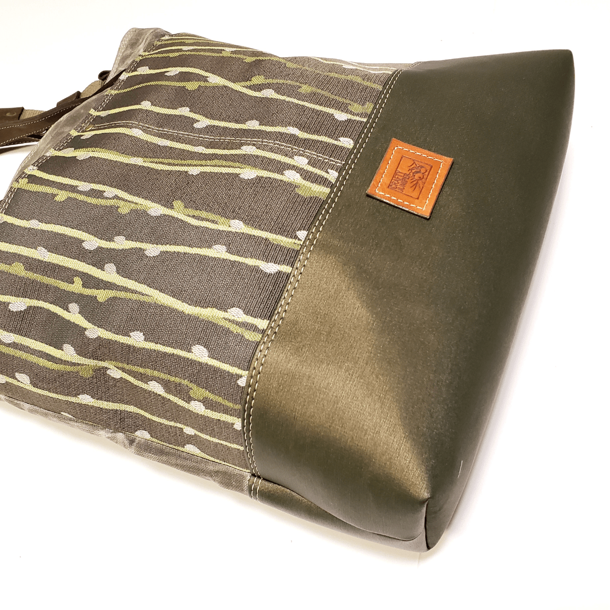 Wool + Wax Tote - Crafty Juniper