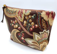Load image into Gallery viewer, Zipper pouch freeshipping - Crafty Juniper
