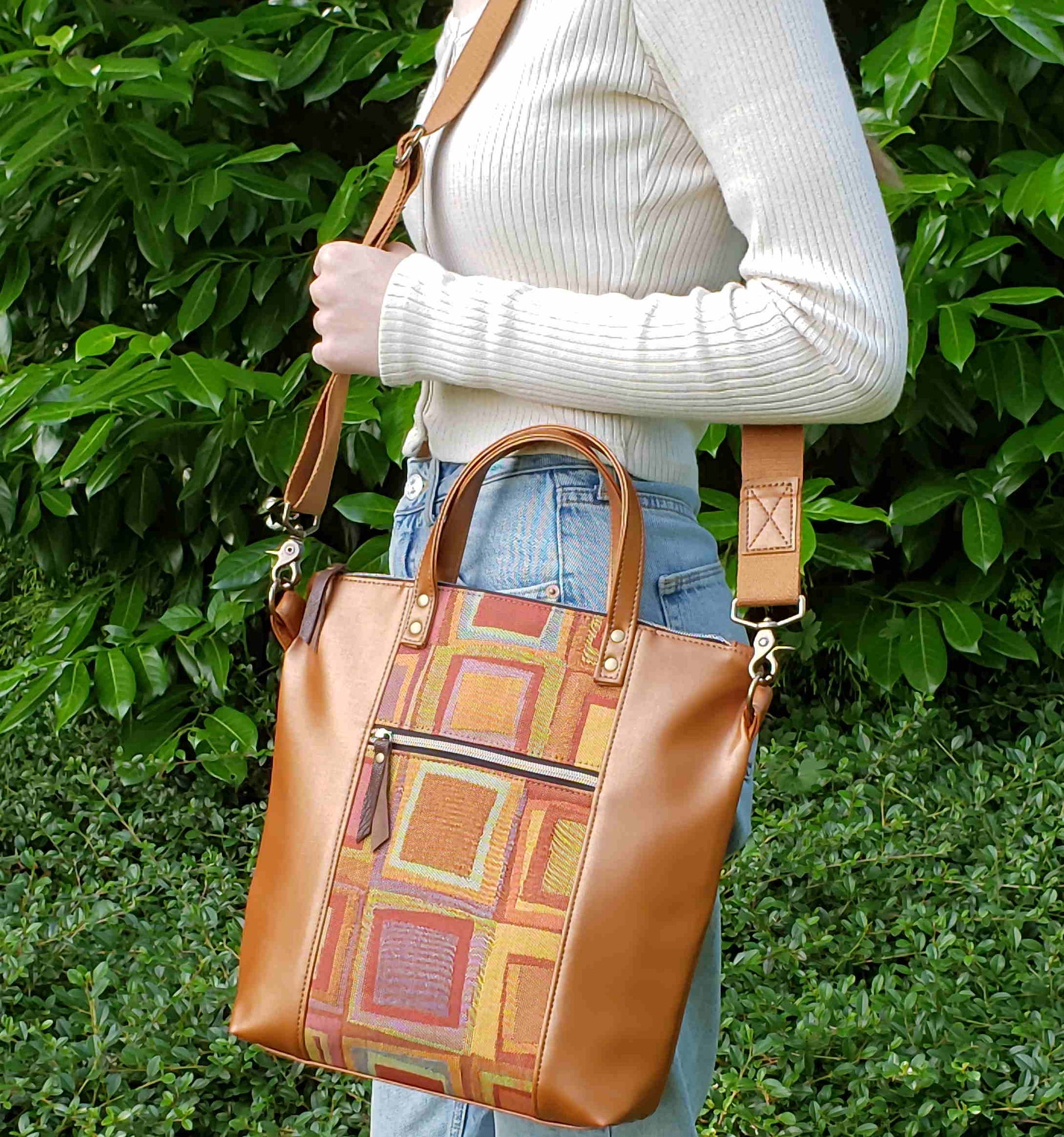 REDWOOD TOTE BAG