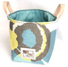 Load image into Gallery viewer, Doo-dad Bag, Small freeshipping - Crafty Juniper
