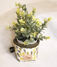 Load image into Gallery viewer, Doo-dad Bag, Small freeshipping - Crafty Juniper
