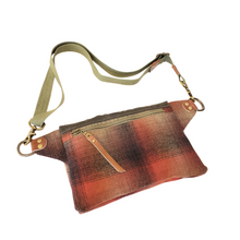 Load image into Gallery viewer, Haralson Belt Bag
